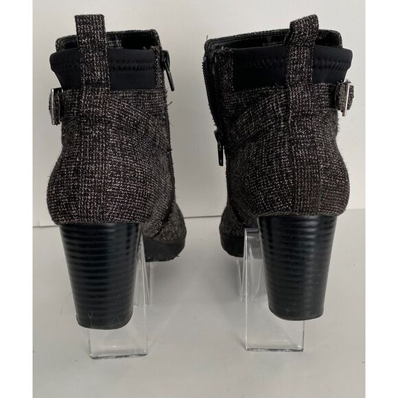 Kellie and Kathie Women’s Black and White Size 7.5 Ankle Boots Pre Owned - Picture 4 of 6